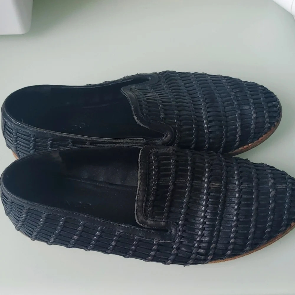 Vince Black Leather Women's Size 7.5